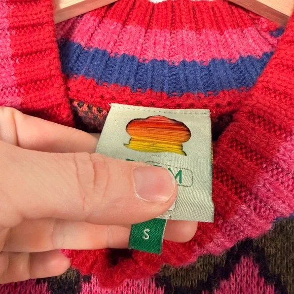 Farm rio full of hearts sweater - Picture 3 of 5